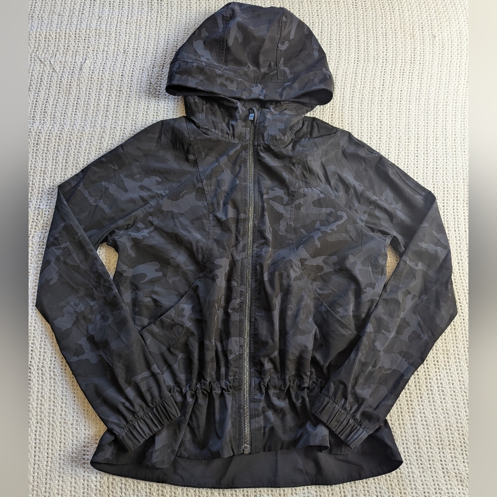 Lululemon Face Forward Jacket Incognito Camo Multi Black Women's 6 LW4AVRSE